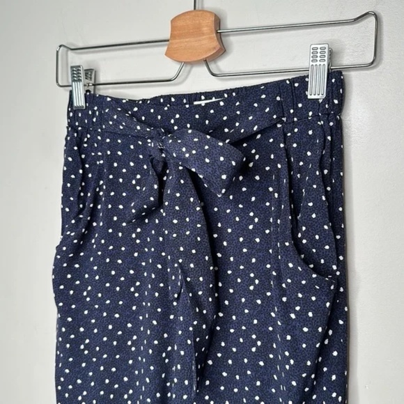 Aritzia Wilfred Faun Pant High-Waisted Wide-Leg Pant - Picture 4 of 13